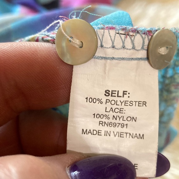 Figueroa & Flower Lace Top - Picture 7 of 9